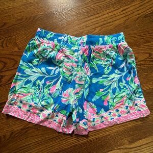Brand new Lily Pulitzer xs shorts